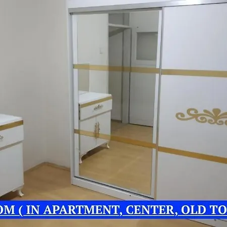 2 Bedrooms, 1 Bedrooms, Hotel, - Center, Old Town, 5* أنطاليا